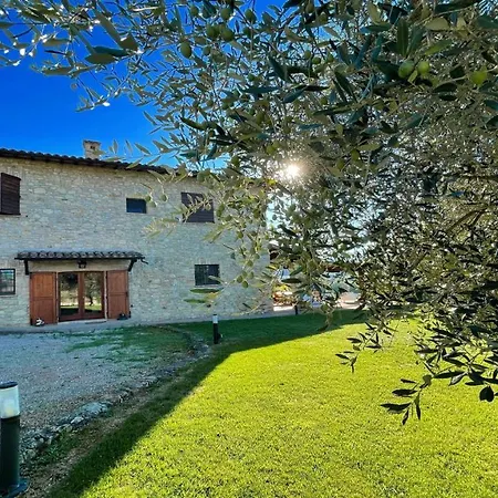 By The Pool - Villaexclusive Pool Sleeps 10 Todi