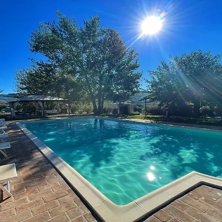 By The Pool - Villaexclusive Pool Sleeps 10 托迪